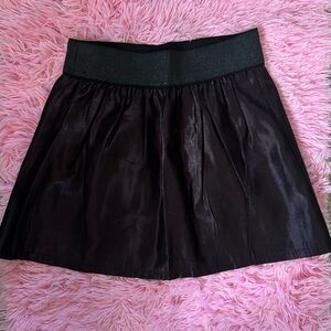 NWOT Forever 21 SzS plum skirt with elastic band waist, very flattering fit